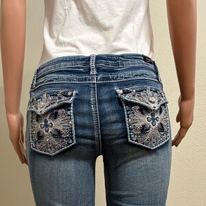 Earl Jeans Blue Skinny capri with Embroidery and stones